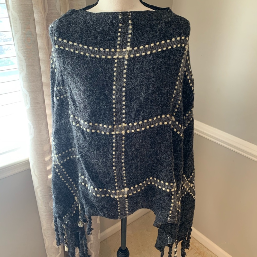 Grey‎ and Cream Wool Tassel Poncho, Size One Size
